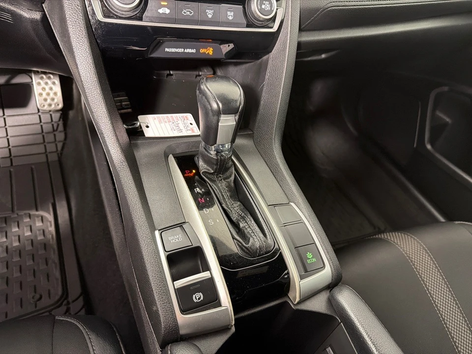 2021 Honda Civic 10th Gen - Image 17 of 25