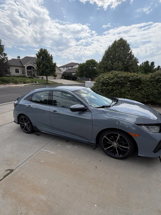 2021 Honda Civic 10th Gen - Image 2 of 21