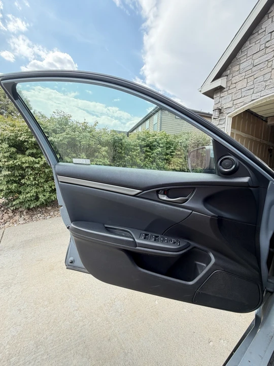 2021 Honda Civic 10th Gen - Image 7 of 21