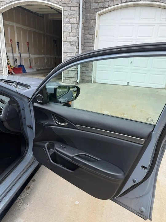 2021 Honda Civic 10th Gen - Image 9 of 21