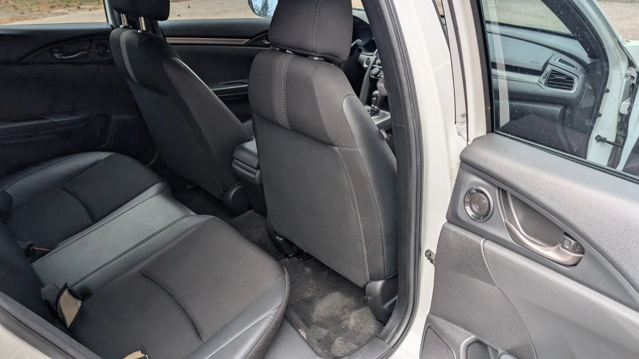 2021 Honda Civic 10th Gen - Image 13 of 15