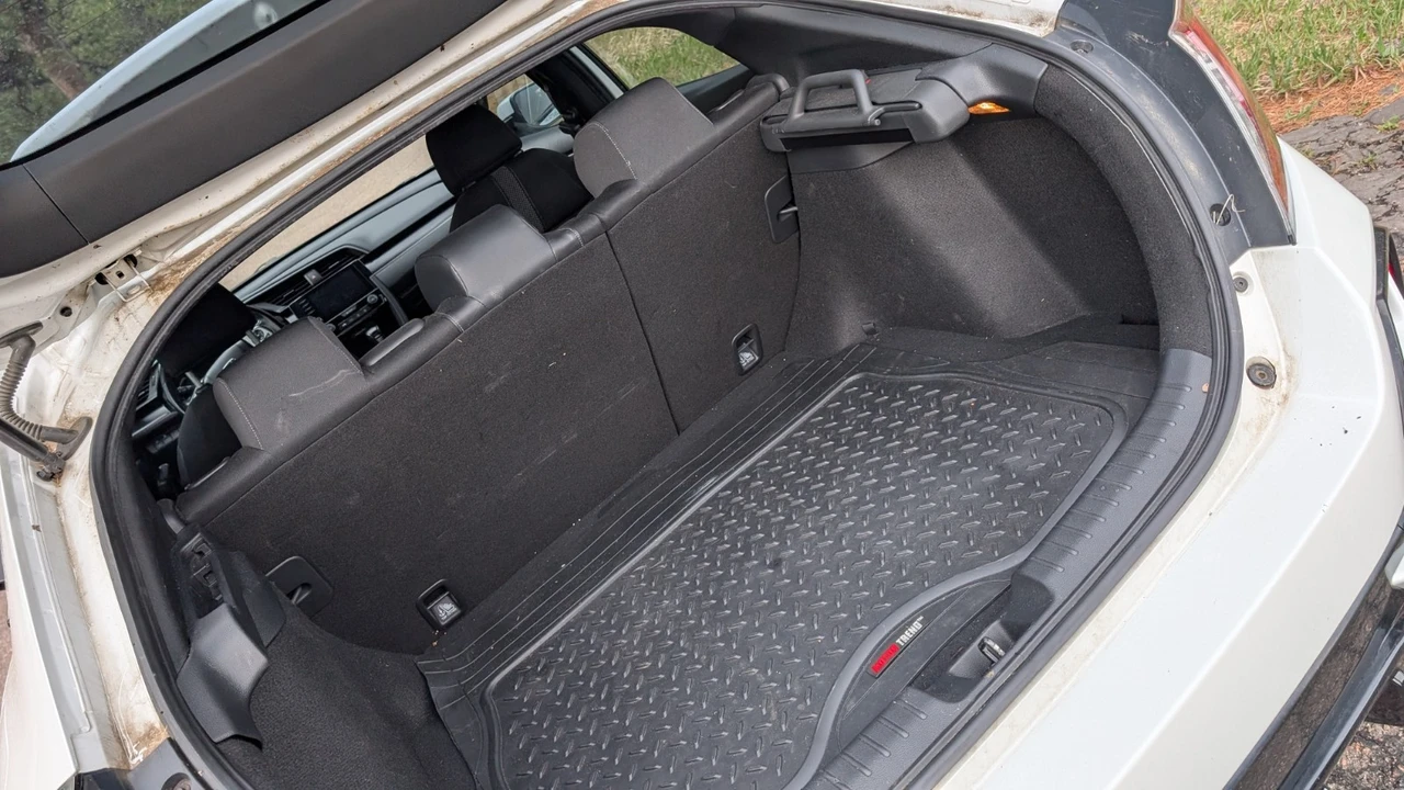 2021 Honda Civic 10th Gen - Image 7 of 15