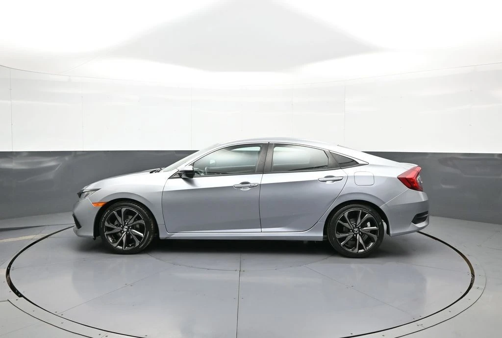 2021 Honda Civic 10th Gen - Image 9 of 21