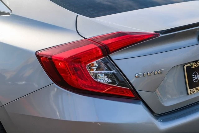 2021 Honda Civic 10th Gen - Image 11 of 12