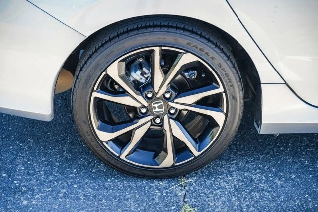 2021 Honda Civic 10th Gen - Image 10 of 31