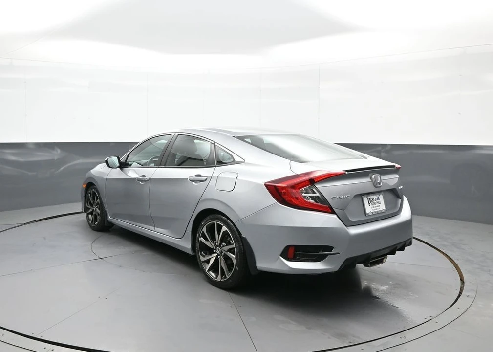2021 Honda Civic 10th Gen - Image 8 of 21