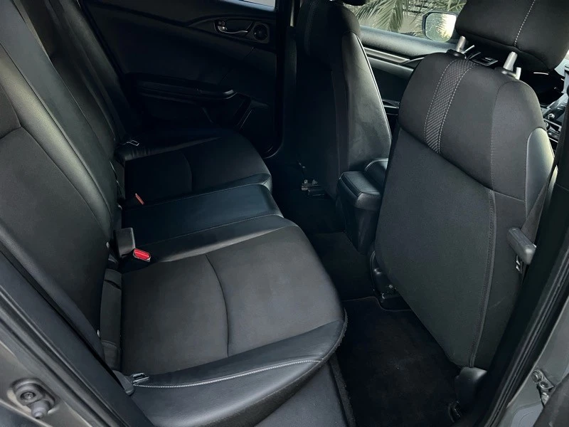 2021 Honda Civic 10th Gen - Image 11 of 18