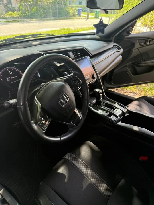 2021 Honda Civic 10th Gen - Image 6 of 7