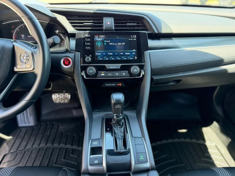 2021 Honda Civic 10th Gen - Image 18 of 20