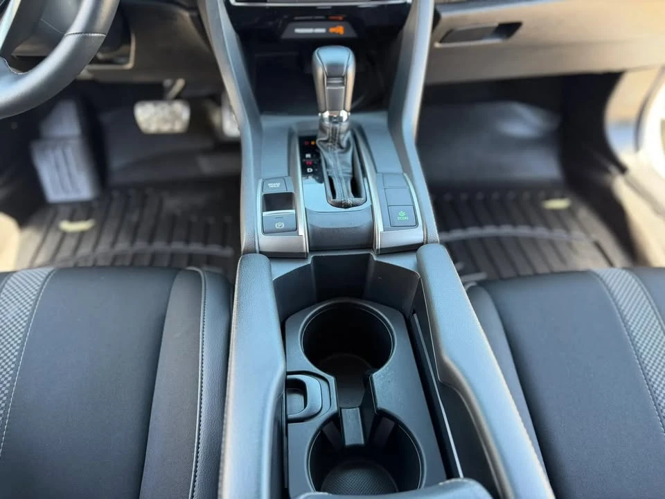 2021 Honda Civic 10th Gen - Image 19 of 20