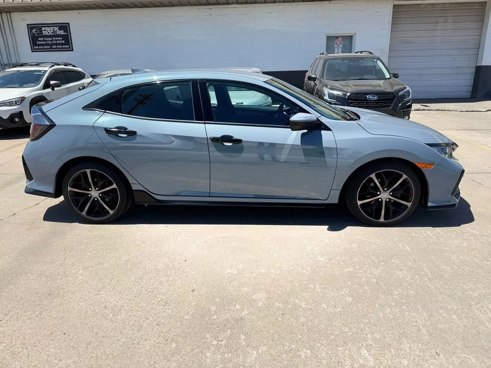 2021 Honda Civic 10th Gen - Image 5 of 20