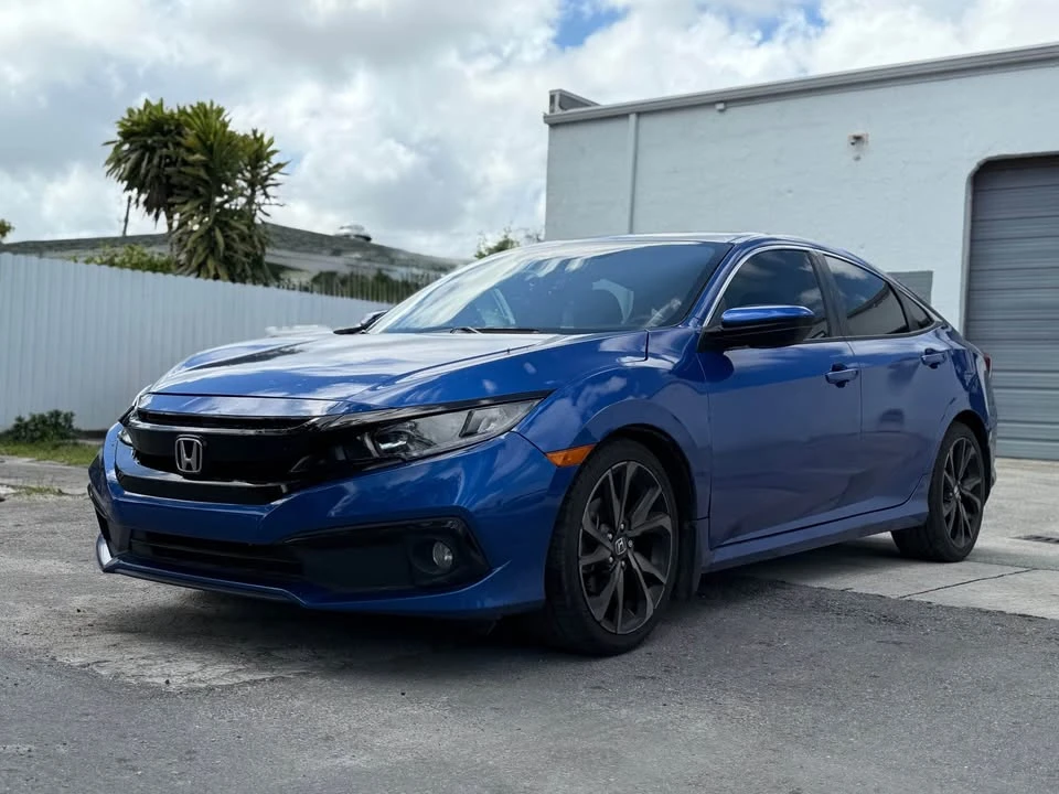 2021 Honda Civic 10th Gen - Image 3 of 9