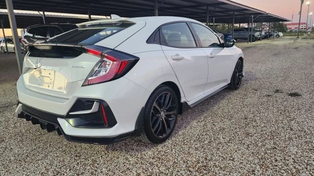 2021 Honda Civic 10th Gen - Image 11 of 21