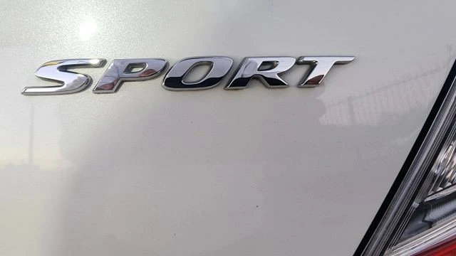 2021 Honda Civic 10th Gen - Image 15 of 21
