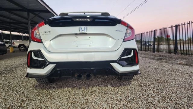 2021 Honda Civic 10th Gen - Image 10 of 21