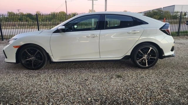2021 Honda Civic 10th Gen - Image 6 of 21