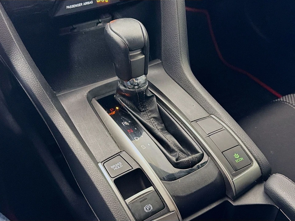2021 Honda Civic 10th Gen - Image 19 of 31