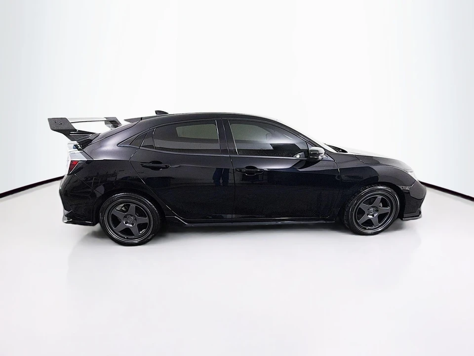 2021 Honda Civic 10th Gen - Image 9 of 31