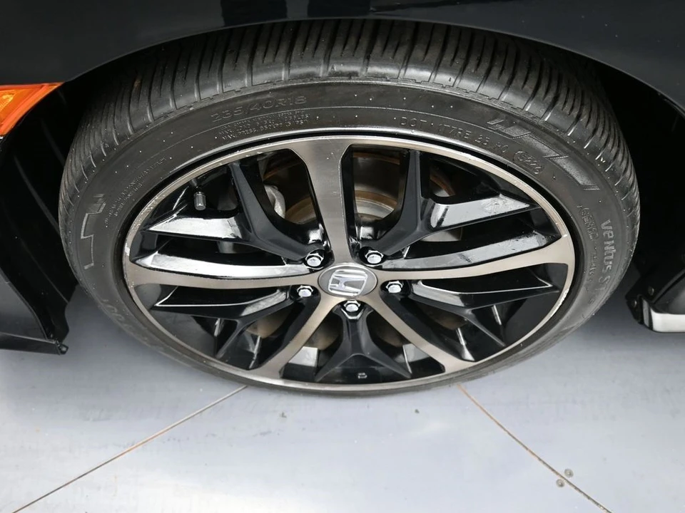 2021 Honda Civic 10th Gen - Image 14 of 21