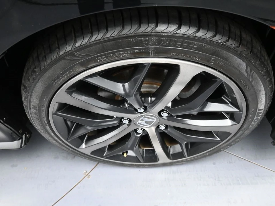 2021 Honda Civic 10th Gen - Image 13 of 21
