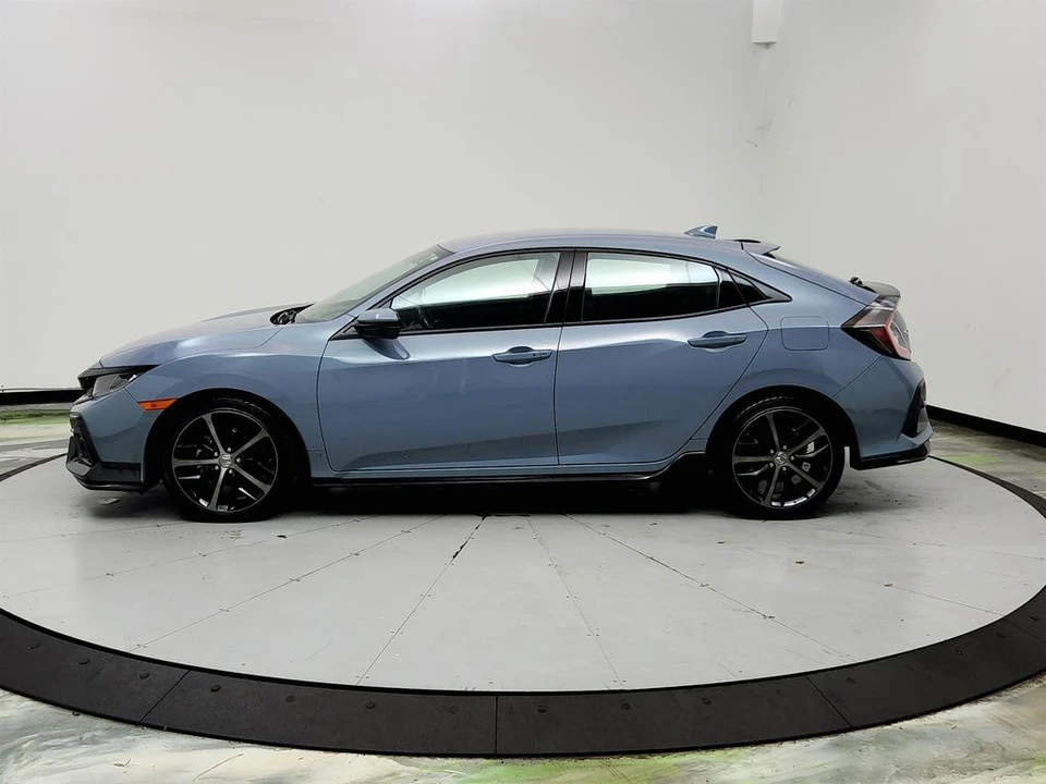 2021 Honda Civic 10th Gen - Image 8 of 31