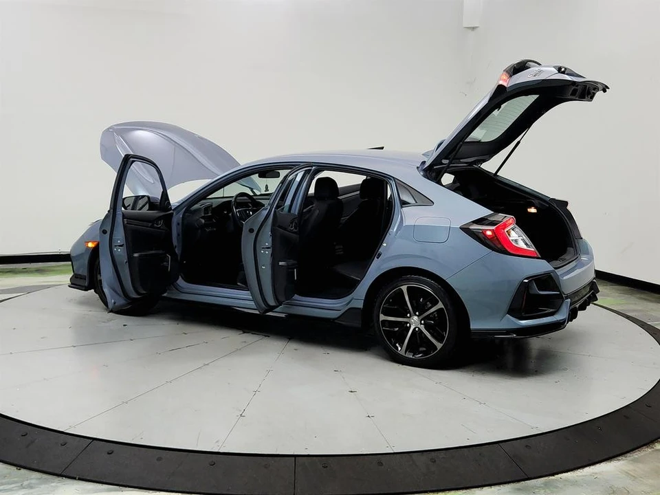 2021 Honda Civic 10th Gen - Image 12 of 31