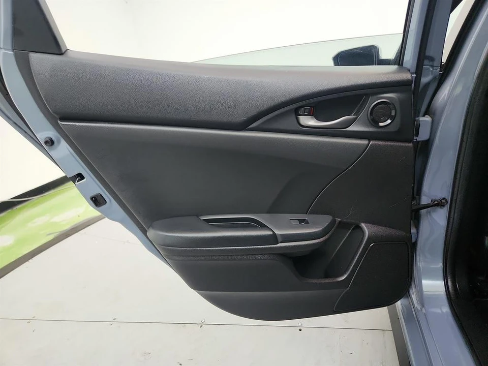 2021 Honda Civic 10th Gen - Image 22 of 31