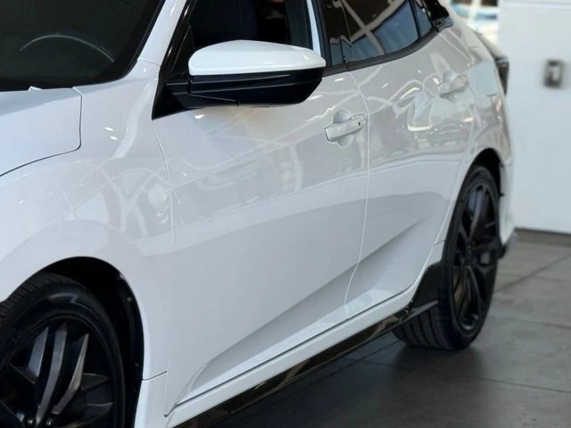 2021 Honda Civic 10th Gen - Image 6 of 12