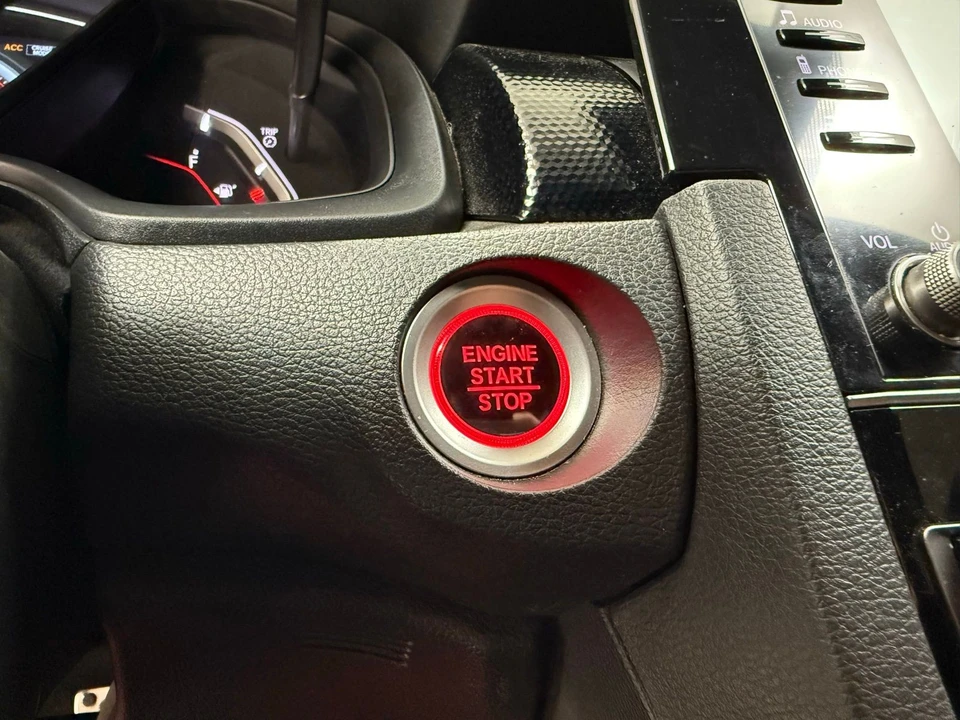 2021 Honda Civic 10th Gen - Image 17 of 21