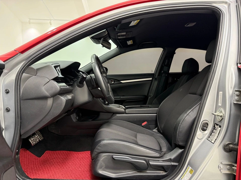 2021 Honda Civic 10th Gen - Image 13 of 21