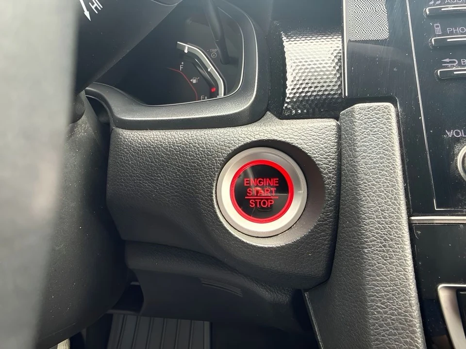 2021 Honda Civic 10th Gen - Image 12 of 23