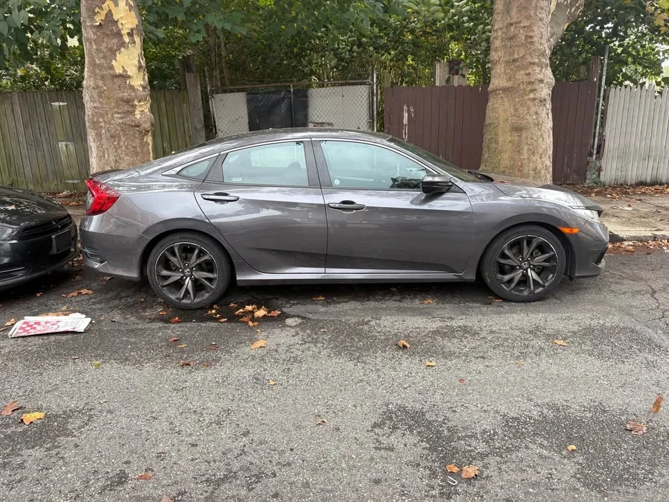 2021 Honda Civic 10th Gen - Image 3 of 4