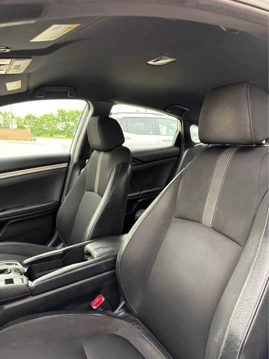 2021 Honda Civic 10th Gen - Image 6 of 9