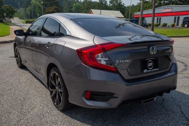 2021 Honda Civic 10th Gen - Image 10 of 16