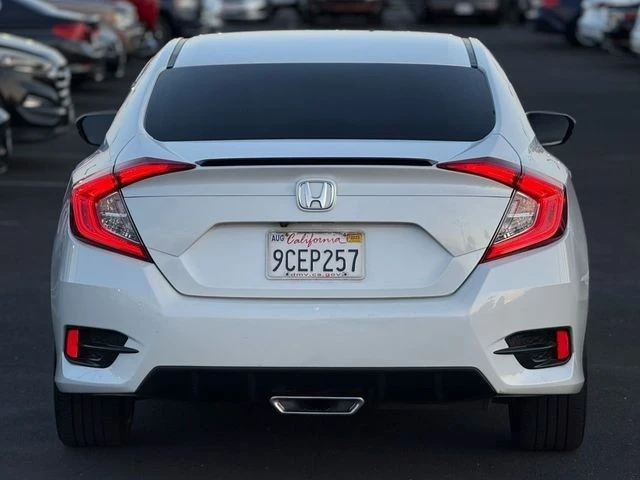 2021 Honda Civic 10th Gen - Image 8 of 21