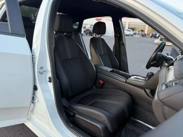 2021 Honda Civic 10th Gen - Image 11 of 21