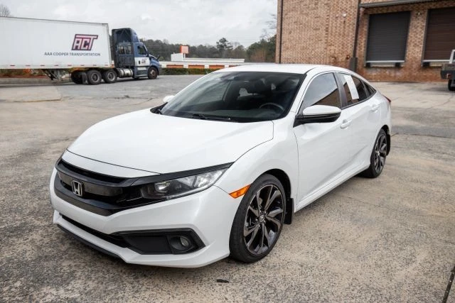 2021 Honda Civic 10th Gen - Image 15 of 21