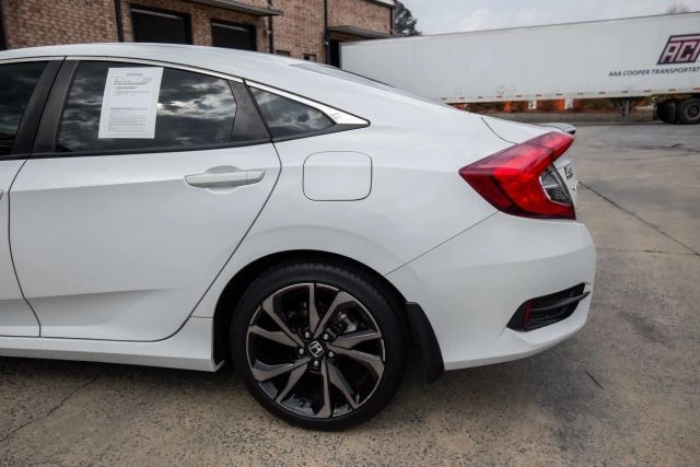 2021 Honda Civic 10th Gen - Image 6 of 21