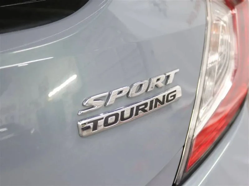 2021 Honda Civic 10th Gen - Image 8 of 12