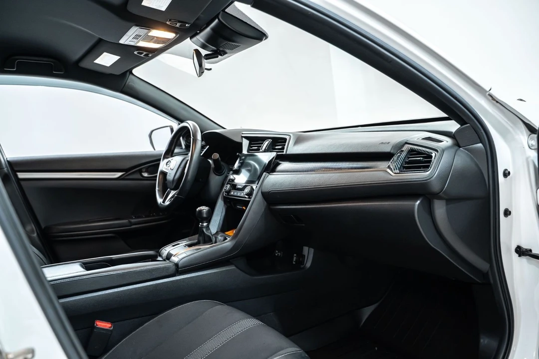 2021 Honda Civic 10th Gen - Image 29 of 31