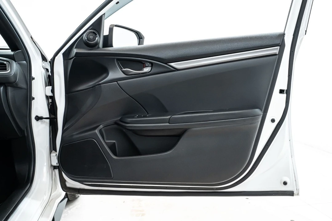 2021 Honda Civic 10th Gen - Image 28 of 31