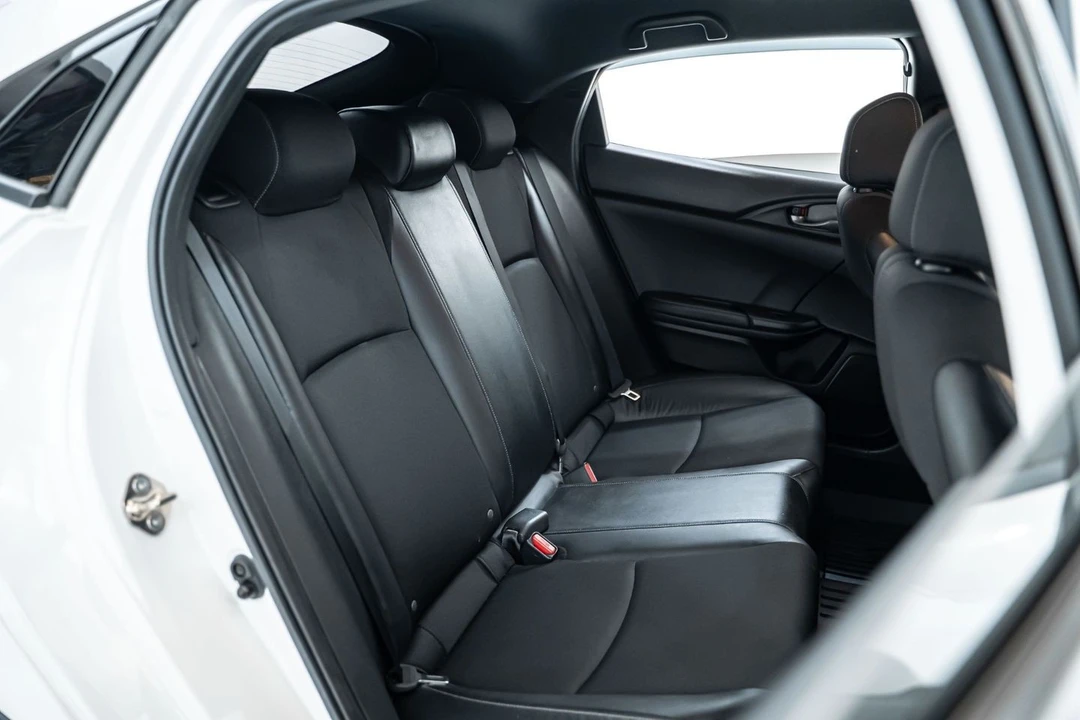 2021 Honda Civic 10th Gen - Image 27 of 31
