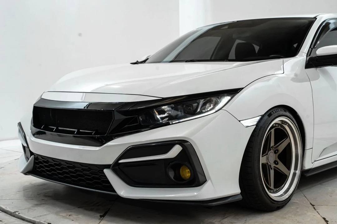 2021 Honda Civic 10th Gen - Image 17 of 31