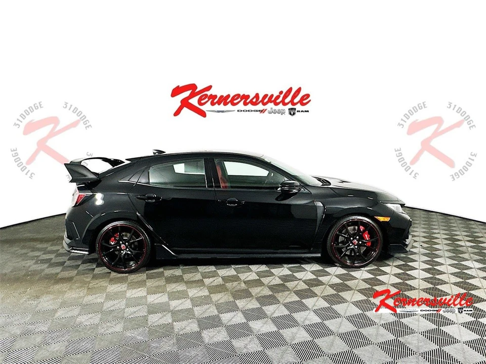 2021 Honda Civic 10th Gen - Image 8 of 21