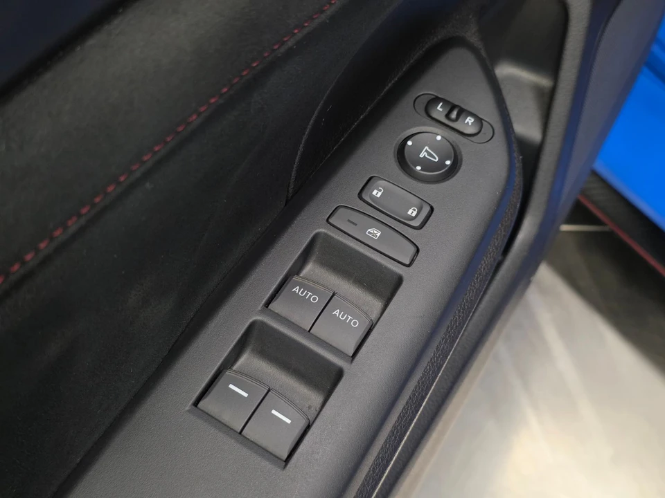 2021 Honda Civic 10th Gen - Image 18 of 31