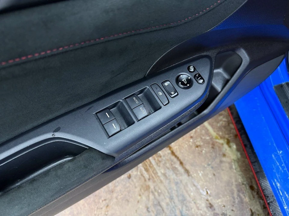 2021 Honda Civic 10th Gen - Image 13 of 21