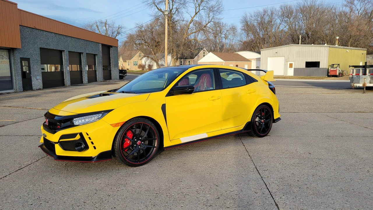2021 Honda FK8 Civic Type R - Image 20 of 31
