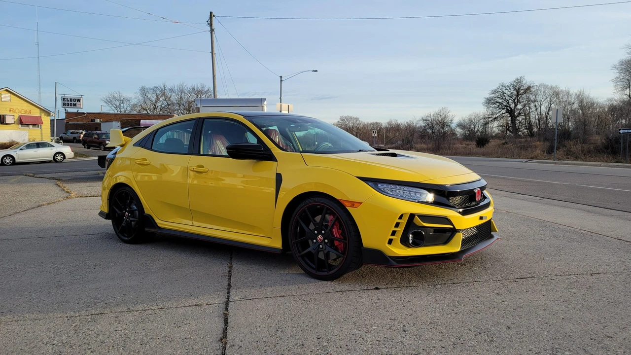 2021 Honda FK8 Civic Type R - Image 27 of 31