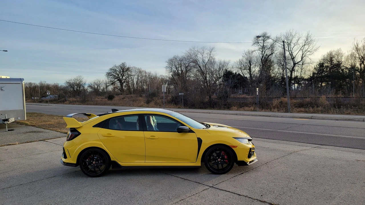 2021 Honda FK8 Civic Type R - Image 29 of 31