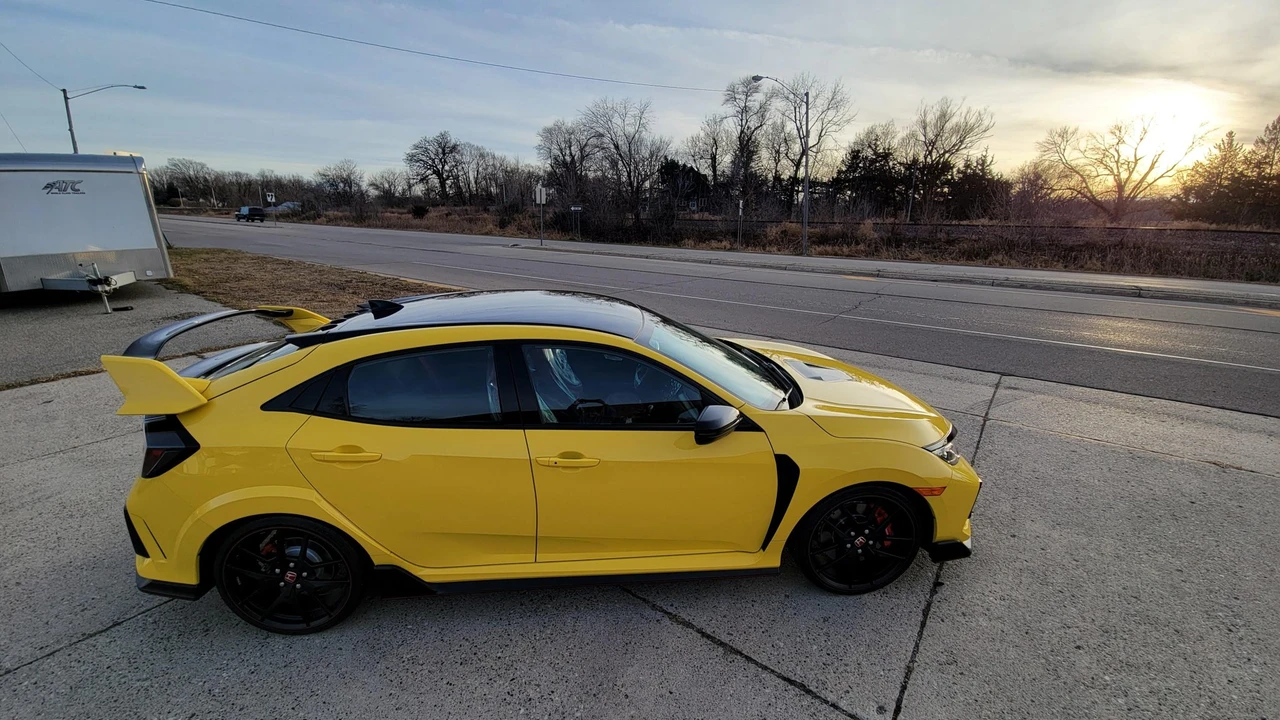 2021 Honda FK8 Civic Type R - Image 30 of 31